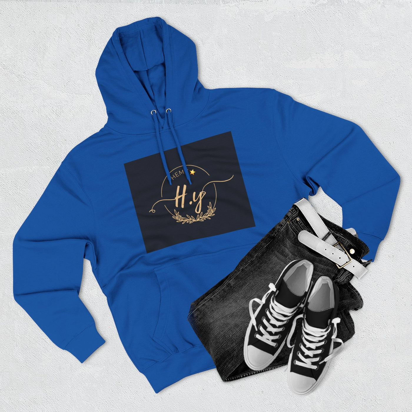 Elegant Gold Script Fleece Hoodie, Cozy Layer, Personalized Gift, Casual Wear, Stylish Sweatshirt, Fashion for All Seasons