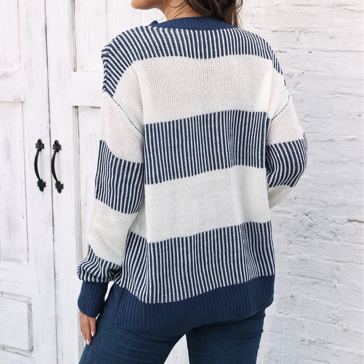 Women's Contrast Striped Stitching Sweater