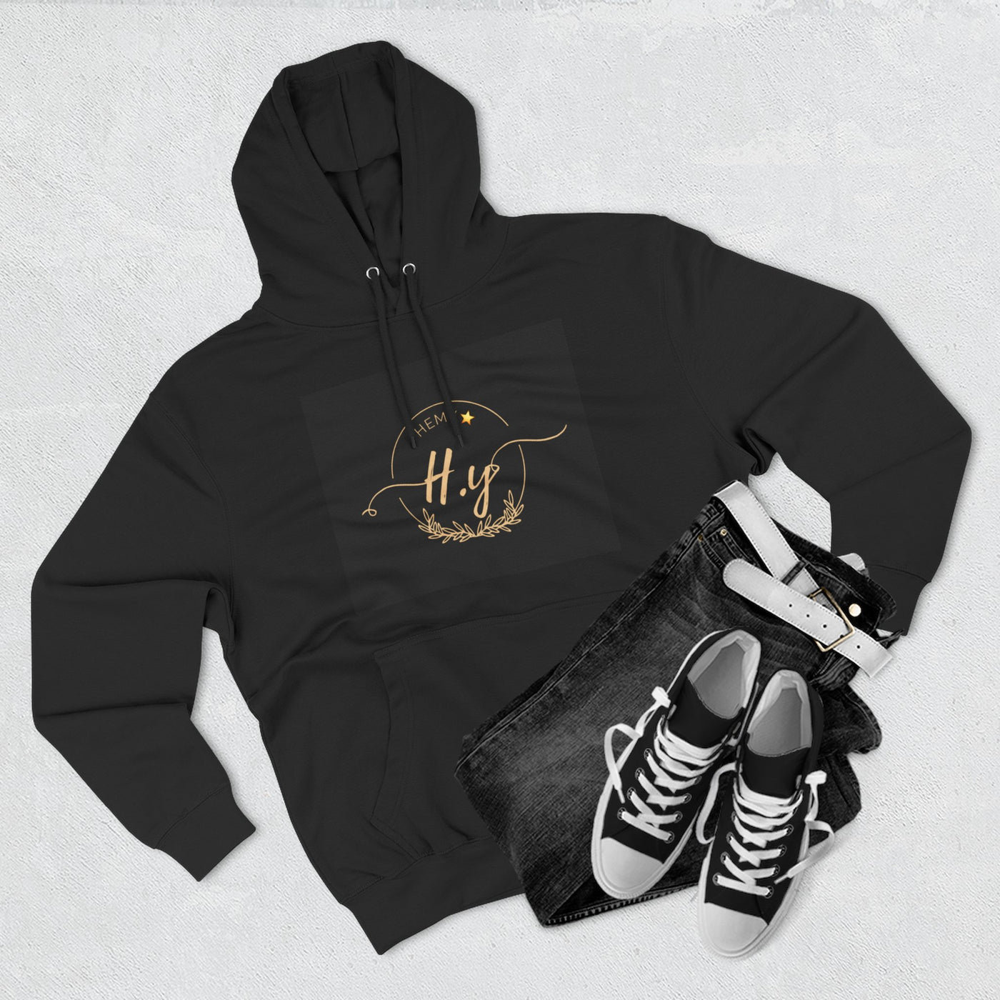 Elegant Gold Script Fleece Hoodie, Cozy Layer, Personalized Gift, Casual Wear, Stylish Sweatshirt, Fashion for All Seasons