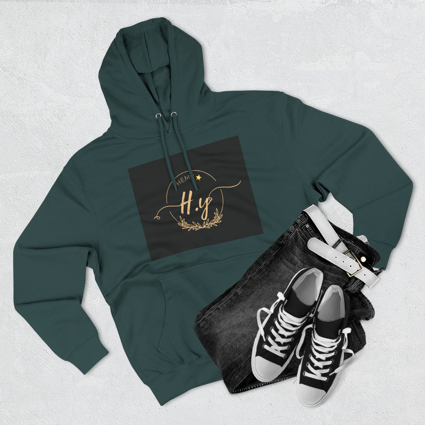 Elegant Gold Script Fleece Hoodie, Cozy Layer, Personalized Gift, Casual Wear, Stylish Sweatshirt, Fashion for All Seasons
