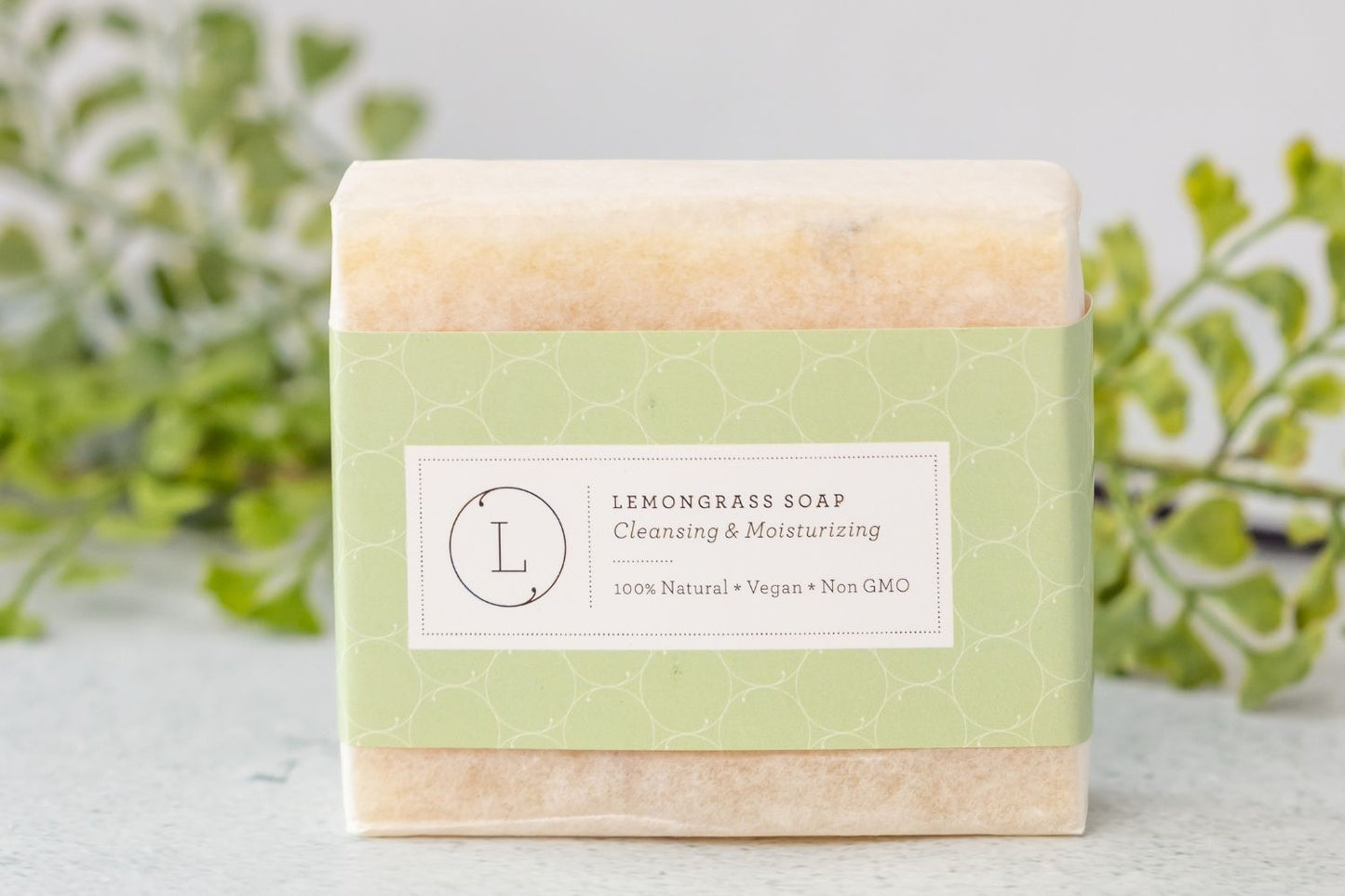 NaturalcoldprocessLemongrasssoapbar-Lizush_2_d53d93c5-2ec5-4a0e-84e2-bb19bf9291c9